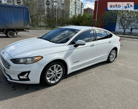 Форд Фьюжен, об'ємом двигуна 2 л та пробігом 111 тис. км за 18700 $, фото 4 на Automoto.ua