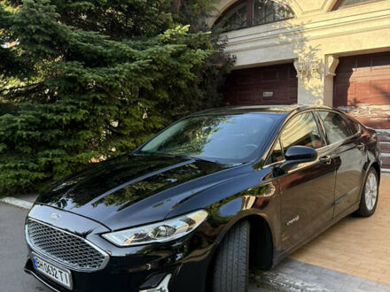 Форд Фьюжн 2019 в Одессе на Automoto.ua Форд Фьюжн, объемом двигателя 2 л и пробегом 121 тыс. км за 17800 $, фото 1 на Automoto.ua