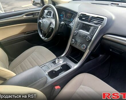 Желтый Форд Фьюжн, объемом двигателя 2.5 л и пробегом 178 тыс. км за 12200 $, фото 12 на Automoto.ua