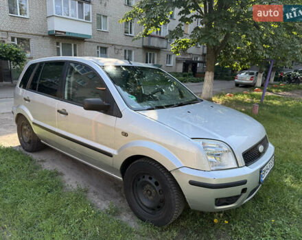 Сірий Форд Фьюжен, об'ємом двигуна 1.6 л та пробігом 224 тис. км за 3800 $, фото 7 на Automoto.ua