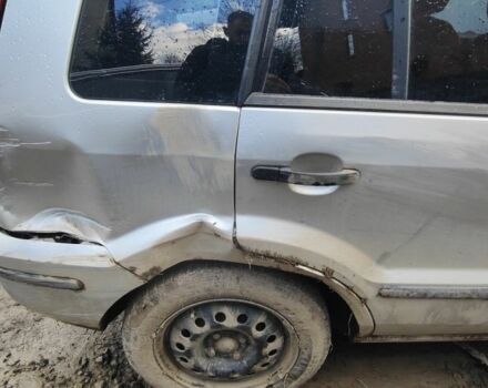 Сірий Форд Фьюжен, об'ємом двигуна 0 л та пробігом 217 тис. км за 800 $, фото 5 на Automoto.ua