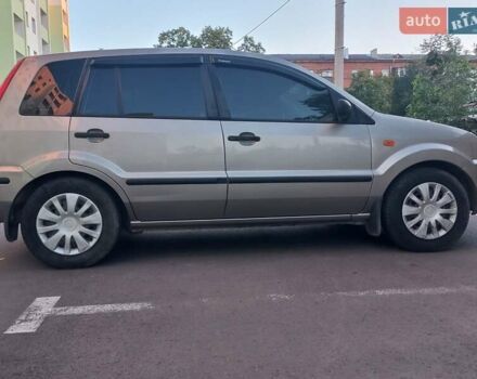 Сірий Форд Фьюжен, об'ємом двигуна 1.6 л та пробігом 251 тис. км за 5700 $, фото 5 на Automoto.ua