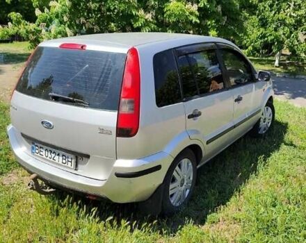 Сірий Форд Фьюжен, об'ємом двигуна 1.6 л та пробігом 190 тис. км за 4000 $, фото 2 на Automoto.ua