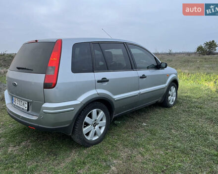 Серый Форд Фьюжн, объемом двигателя 1.6 л и пробегом 270 тыс. км за 4100 $, фото 3 на Automoto.ua