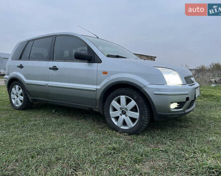 Серый Форд Фьюжн, объемом двигателя 1.6 л и пробегом 270 тыс. км за 4100 $, фото 2 на Automoto.ua