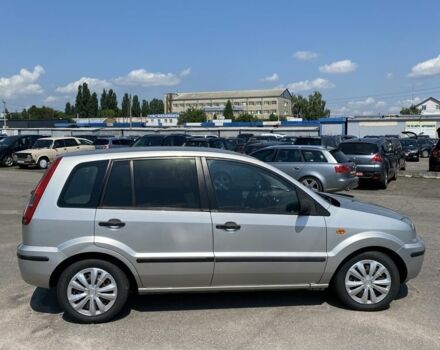 Серый Форд Фьюжн, объемом двигателя 1.4 л и пробегом 252 тыс. км за 4095 $, фото 5 на Automoto.ua