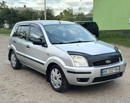 Серый Форд Фьюжн, объемом двигателя 1.6 л и пробегом 190 тыс. км за 4000 $, фото 10 на Automoto.ua