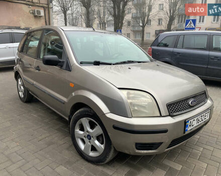 Серый Форд Фьюжн, объемом двигателя 1.39 л и пробегом 300 тыс. км за 2850 $, фото 2 на Automoto.ua