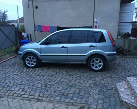 Серый Форд Фьюжн, объемом двигателя 1.4 л и пробегом 3 тыс. км за 3000 $, фото 2 на Automoto.ua