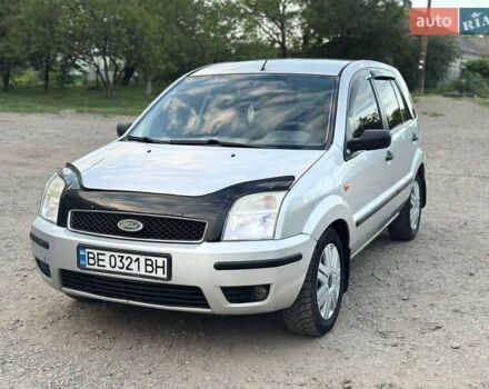 Сірий Форд Фьюжен, об'ємом двигуна 1.6 л та пробігом 190 тис. км за 4000 $, фото 11 на Automoto.ua