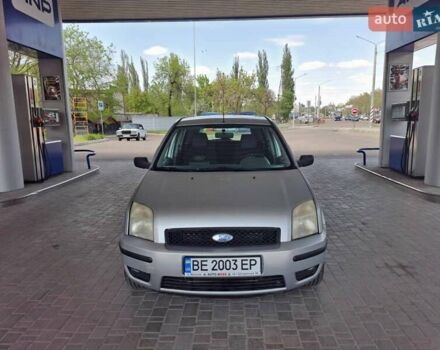 Сірий Форд Фьюжен, об'ємом двигуна 1.39 л та пробігом 218 тис. км за 4500 $, фото 3 на Automoto.ua