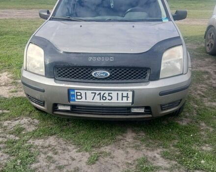 Сірий Форд Фьюжен, об'ємом двигуна 1.6 л та пробігом 295 тис. км за 3999 $, фото 2 на Automoto.ua