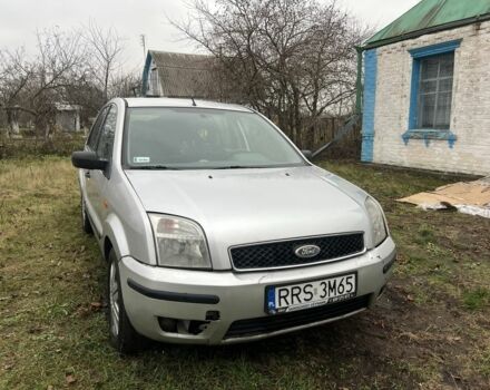 Сірий Форд Фьюжен, об'ємом двигуна 1.4 л та пробігом 220 тис. км за 1650 $, фото 1 на Automoto.ua