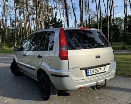 Серый Форд Фьюжн, объемом двигателя 1.6 л и пробегом 210 тыс. км за 3500 $, фото 6 на Automoto.ua