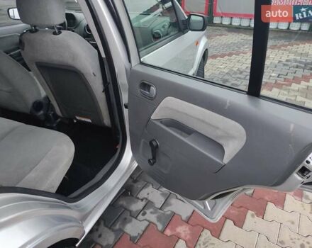 Серый Форд Фьюжн, объемом двигателя 1.6 л и пробегом 238 тыс. км за 4450 $, фото 20 на Automoto.ua