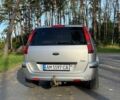 Серый Форд Фьюжн, объемом двигателя 1.6 л и пробегом 210 тыс. км за 3600 $, фото 7 на Automoto.ua