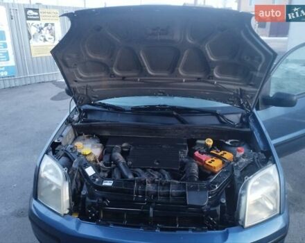 Серый Форд Фьюжн, объемом двигателя 1.39 л и пробегом 281 тыс. км за 3800 $, фото 11 на Automoto.ua