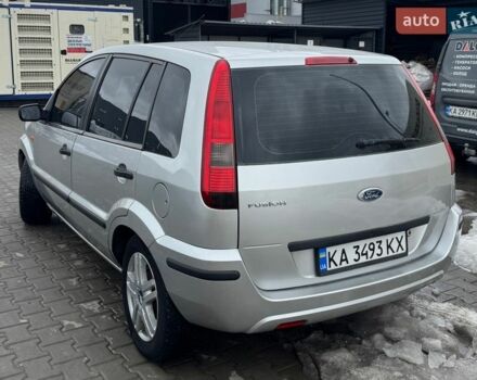 Серый Форд Фьюжн, объемом двигателя 1.4 л и пробегом 300 тыс. км за 4000 $, фото 3 на Automoto.ua