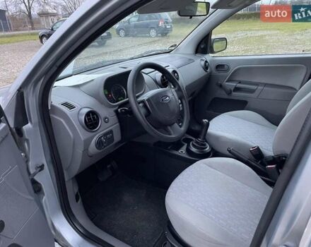 Серый Форд Фьюжн, объемом двигателя 1.4 л и пробегом 118 тыс. км за 5450 $, фото 8 на Automoto.ua