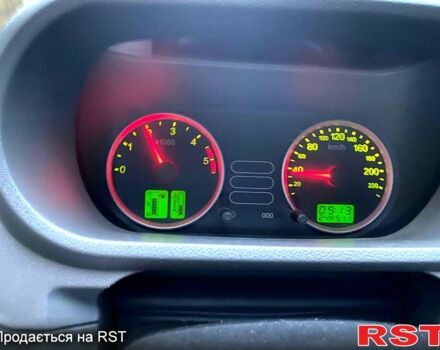 Серый Форд Фьюжн, объемом двигателя 1.4 л и пробегом 245 тыс. км за 6000 $, фото 6 на Automoto.ua