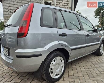 Серый Форд Фьюжн, объемом двигателя 1.4 л и пробегом 229 тыс. км за 4900 $, фото 1 на Automoto.ua