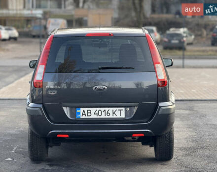 Серый Форд Фьюжн, объемом двигателя 1.6 л и пробегом 161 тыс. км за 6599 $, фото 2 на Automoto.ua