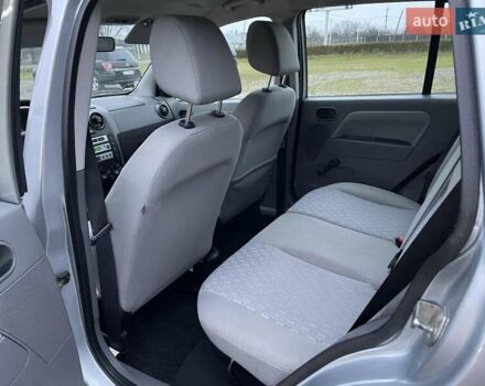 Сірий Форд Фьюжен, об'ємом двигуна 1.4 л та пробігом 118 тис. км за 4999 $, фото 7 на Automoto.ua