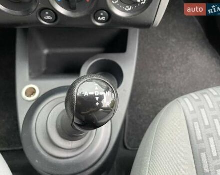 Серый Форд Фьюжн, объемом двигателя 1.4 л и пробегом 118 тыс. км за 5450 $, фото 12 на Automoto.ua