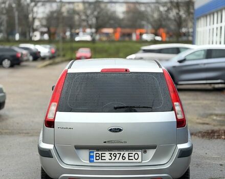 Серый Форд Фьюжн, объемом двигателя 1.2 л и пробегом 200 тыс. км за 4999 $, фото 4 на Automoto.ua