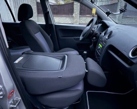 Сірий Форд Фьюжен, об'ємом двигуна 1.4 л та пробігом 173 тис. км за 5500 $, фото 15 на Automoto.ua