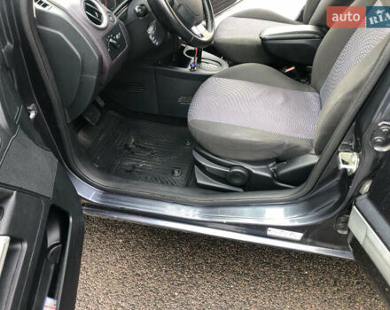 Серый Форд Фьюжн, объемом двигателя 1.6 л и пробегом 149 тыс. км за 5399 $, фото 13 на Automoto.ua