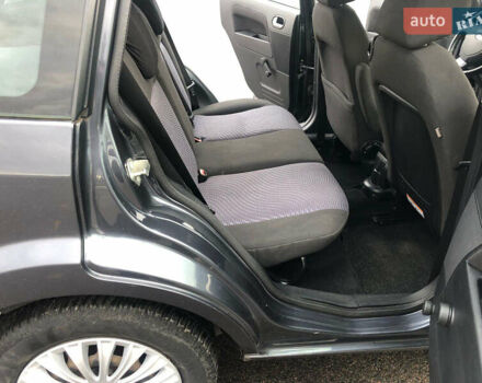 Серый Форд Фьюжн, объемом двигателя 1.6 л и пробегом 149 тыс. км за 5399 $, фото 15 на Automoto.ua