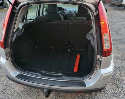 Серый Форд Фьюжн, объемом двигателя 1.6 л и пробегом 196 тыс. км за 5990 $, фото 17 на Automoto.ua