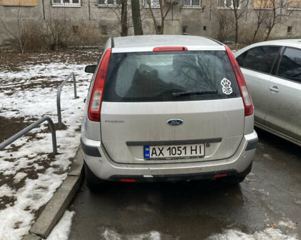 Серый Форд Фьюжн, объемом двигателя 1.4 л и пробегом 300 тыс. км за 4000 $, фото 6 на Automoto.ua