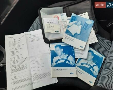 Сірий Форд Фьюжен, об'ємом двигуна 1.6 л та пробігом 195 тис. км за 5550 $, фото 97 на Automoto.ua