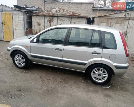 Серый Форд Фьюжн, объемом двигателя 1.4 л и пробегом 182 тыс. км за 5200 $, фото 10 на Automoto.ua