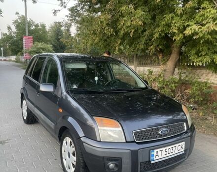 Форд Фьюжн 2007 в Ивано-Франковске на Automoto.ua Серый Форд Фьюжн, объемом двигателя 1.4 л и пробегом 280 тыс. км за 4300 $, фото 1 на Automoto.ua