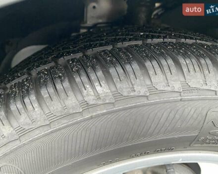 Сірий Форд Фьюжен, об'ємом двигуна 1.6 л та пробігом 185 тис. км за 7100 $, фото 25 на Automoto.ua