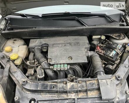 Сірий Форд Фьюжен, об'ємом двигуна 1.4 л та пробігом 281 тис. км за 4400 $, фото 7 на Automoto.ua
