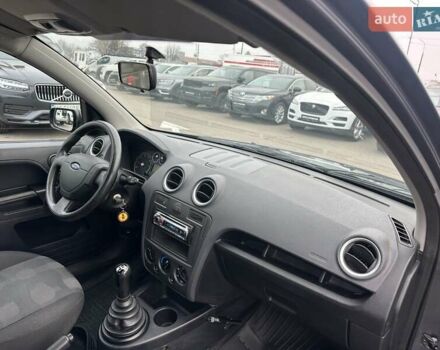 Сірий Форд Фьюжен, об'ємом двигуна 1.4 л та пробігом 178 тис. км за 3900 $, фото 19 на Automoto.ua