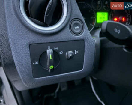 Серый Форд Фьюжн, объемом двигателя 1.4 л и пробегом 173 тыс. км за 5500 $, фото 28 на Automoto.ua