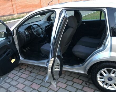 Сірий Форд Фьюжен, об'ємом двигуна 1.4 л та пробігом 160 тис. км за 3150 $, фото 6 на Automoto.ua