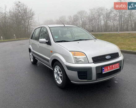 Сірий Форд Фьюжен, об'ємом двигуна 1.6 л та пробігом 185 тис. км за 7100 $, фото 2 на Automoto.ua