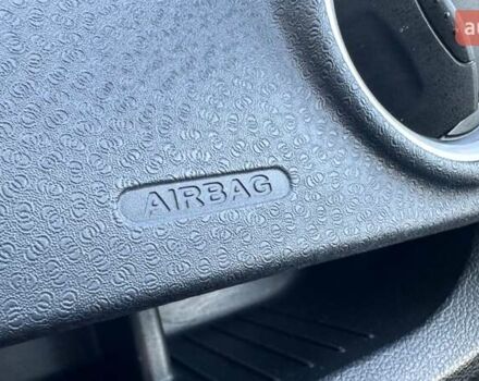 Серый Форд Фьюжн, объемом двигателя 1.4 л и пробегом 170 тыс. км за 5100 $, фото 31 на Automoto.ua