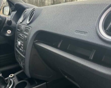 Сірий Форд Фьюжен, об'ємом двигуна 1.4 л та пробігом 217 тис. км за 5600 $, фото 34 на Automoto.ua