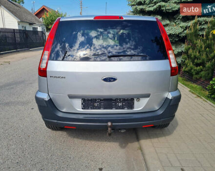 Серый Форд Фьюжн, объемом двигателя 1.6 л и пробегом 174 тыс. км за 5600 $, фото 2 на Automoto.ua