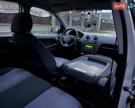 Серый Форд Фьюжн, объемом двигателя 1.4 л и пробегом 173 тыс. км за 5500 $, фото 43 на Automoto.ua