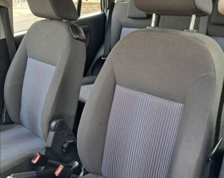 Серый Форд Фьюжн, объемом двигателя 1.4 л и пробегом 228 тыс. км за 4900 $, фото 6 на Automoto.ua