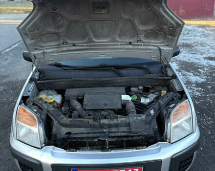 Серый Форд Фьюжн, объемом двигателя 1.4 л и пробегом 236 тыс. км за 4150 $, фото 20 на Automoto.ua