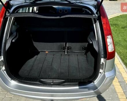 Серый Форд Фьюжн, объемом двигателя 1.4 л и пробегом 170 тыс. км за 5100 $, фото 42 на Automoto.ua